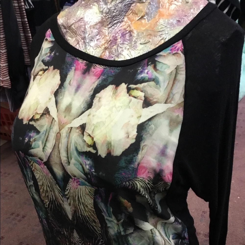 Love . haight pretty boho top with lower bottom